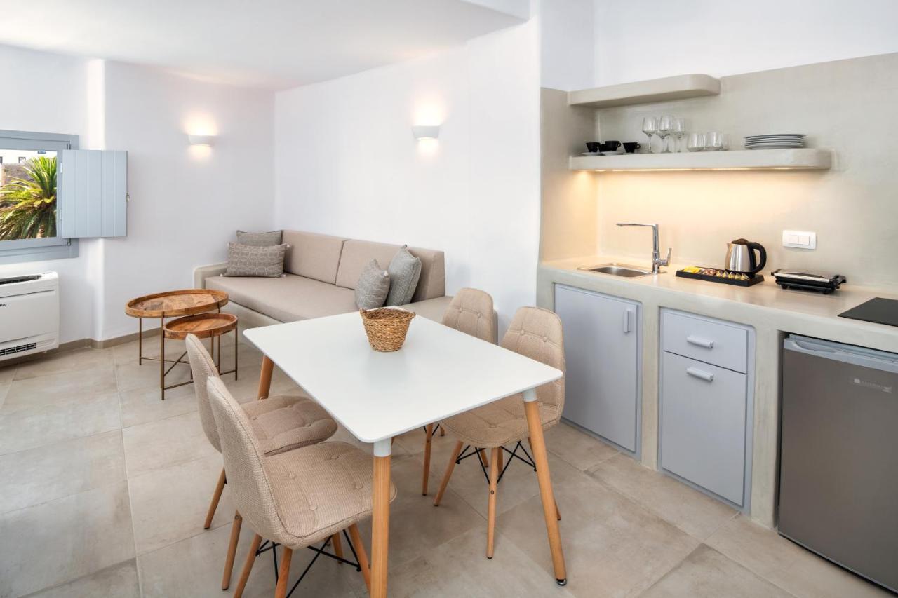 Hill Suites Тира Экстерьер фото